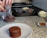 Foto del paso 2 de la receta: Tarta Tres Chocolates