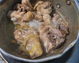 Foto langkah ke 1 dari resep Ayam Kuah Merah Berempah.