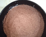 Foto del passaggio 3 della ricetta Torta di pavesini al cacao con crema al cocco