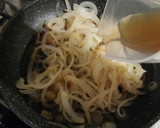 Foto del paso 3 de la receta: Cebolla confitada al vino blanco