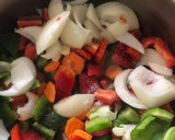 Foto del paso 5 de la receta: Jamoncitos de pollo en salsa de la abuela
