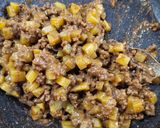 Foto langkah ke 2 dari resep Risol Daging Rendang.