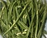 Foto langkah ke 1 dari resep Jukut Bejek Kacang Panjang.