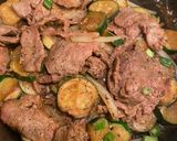 Hình bước làm 3 của món Canh cá ngót, squash xào thịt bò