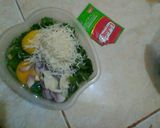 Foto langkah ke 1 dari resep Omelette Bayam Keju #MenuSehatAnak.