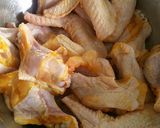 Foto langkah ke 1 dari resep Ayam goreng balado.