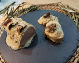 Foto del paso 3 de la receta: Solomillo en salsa de gorgonzola y dátiles 🥣