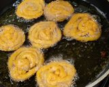 A picture of step 3 of Jalebi.