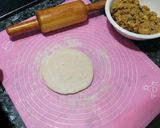 A picture of step 6 of Asian Patatoe paratha.