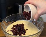 Фото кроку 8 до Кекси на кефірі в мультипечі 🧁.