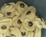 Foto langkah ke 6 dari resep Semprit susu coklat magicom, no mixer.