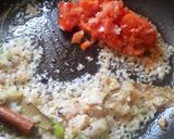 A picture of step 3 of Methi Tomato Rice.