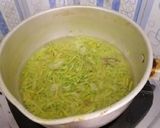 Foto langkah ke 3 dari resep Tumis bunga pepaya.
