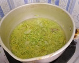 Foto langkah ke 3 dari resep Tumis bunga pepaya.