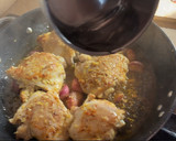 Foto del paso 4 de la receta: Pollo al ajillo con ñoras