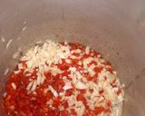 Foto del paso 1 de la receta: 👵 Tuco De La Abuela Con Pollo Y Papas 🍗