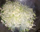 चटपटी वेज नूडल्स (Chatpati veg noodles recipe in hindi) रेसिपी चरण 2 फोटो