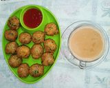 A picture of step 4 of Leftover khichdi pakoda.