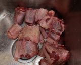 A picture of step 2 of Chan's southern Ox-Tail.