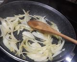 Foto del paso 1 de la receta: Ensalada de canónigos dulce 🥗