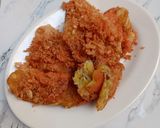 Foto langkah ke 4 dari resep Pisang Goreng Kremes Merah Putih.