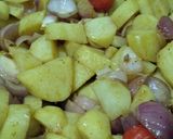 صورة لخطوة 2 من وصفة صينية بطاطس 🥔بالكفتة والطحينة