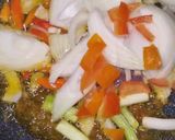 Foto langkah ke 6 dari resep Udang oseng saus mentega.