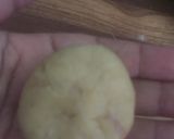 Foto langkah ke 5 dari resep Pia Isi Ubi Ungu (Panggang di Teflon).