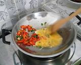 Foto langkah ke 6 dari resep Tumis Bunga Pepaya/Kembang Kates tidak pahit.
