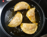Foto del paso 4 de la receta: Empanadillas de pisto confinado