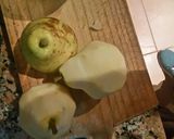 Foto del paso 1 de la receta: Peras al vino blanco (o tinto)