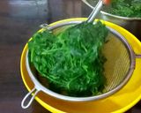बथुए की रोटि (Bathue Ki Roti recipe in Hindi) रेसिपी चरण 2 फोटो