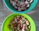 Foto langkah ke 1 dari resep Sayur Asem Talas.