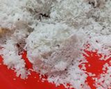 Foto langkah ke 4 dari resep Klepon gula merah.