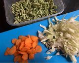 Foto langkah ke 1 dari resep Tumis Kol Pelangi.