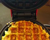 A picture of step 4 of Kulith veggie waffle.