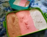 Foto langkah ke 8 dari resep Ice Cream Walls Homemade (Chocolate, Strawberry, Vanilla Oreo).