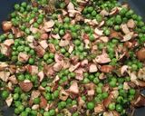 Foto del paso 6 de la receta: Arroz integral con mejillones y champiñones