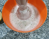 Foto del paso 1 de la receta: 🍹Limonada de frutilla con jengibre y menta 🍓🍋🍃
