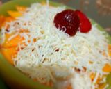 Foto langkah ke 2 dari resep Salad Buah Yogurt Cimory.