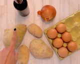 Foto del paso 1 de la receta Tortilla de patata clásica