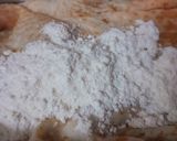 Hình bước làm 1 của món Gà rút xương chiên giòn rắc phomai