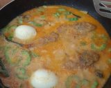Foto langkah ke 4 dari resep Gulai ikan nila campur pare.
