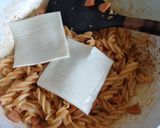 Foto langkah ke 4 dari resep Fusilli Carbonara tiga bahan.