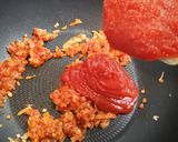 Foto langkah ke 2 dari resep Sosis Saus Tomat Kari (Currywurst).