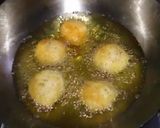 A picture of step 9 of Daal mash (white lentil) ke dahi bare (iftar recipe).