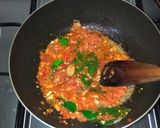 Foto langkah ke 3 dari resep Tongkol Suwir Pedas Daun Kemangi.