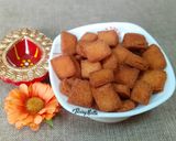 A picture of step 5 of Shakarpare/ Shankarpali.