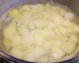 A picture of step 1 of Prawns and mash.
