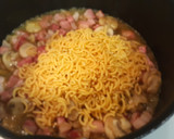 Foto del paso 6 de la receta: Fideuá de panceta y champiñones al toque de cerveza